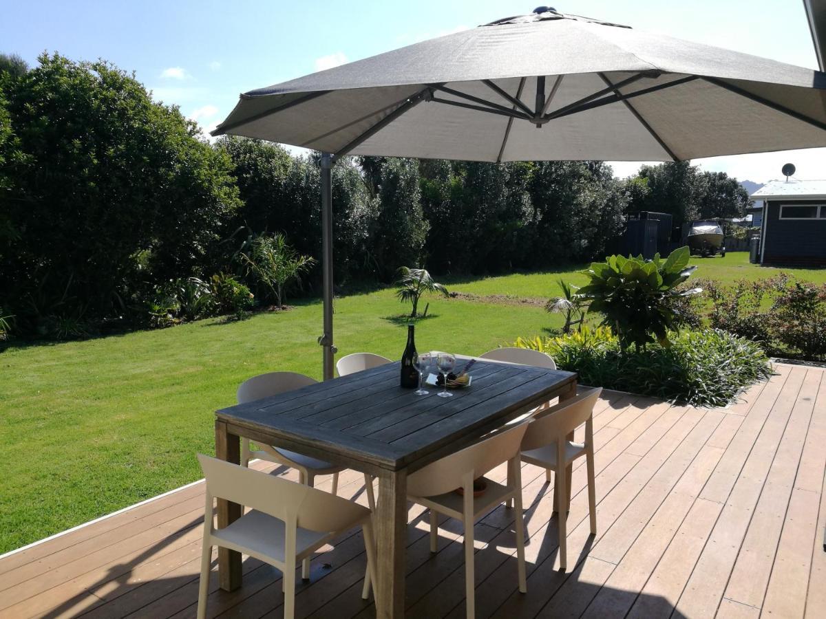 Modern Beach Break - Waihi Beach Holiday Home Eksteriør billede